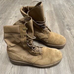 Hot Weather Combat Boots Men's Size 10W Canvas Military Vibram Coyote Boots